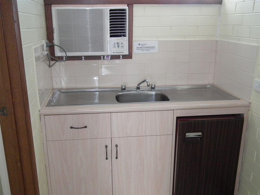 Burwood East Motel Экстерьер фото