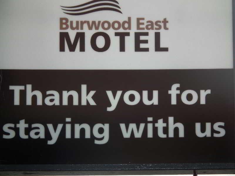 Burwood East Motel Экстерьер фото